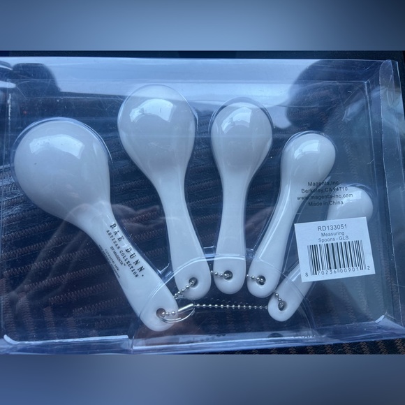 NEW Rae Dunn Measuring spoons - Picture 2 of 2